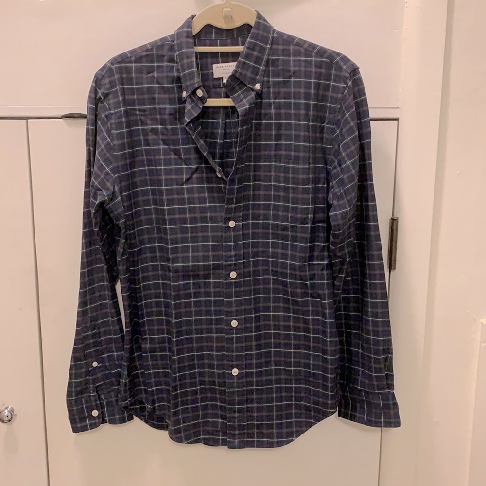 Men’s Club Monaco XS button down shirt